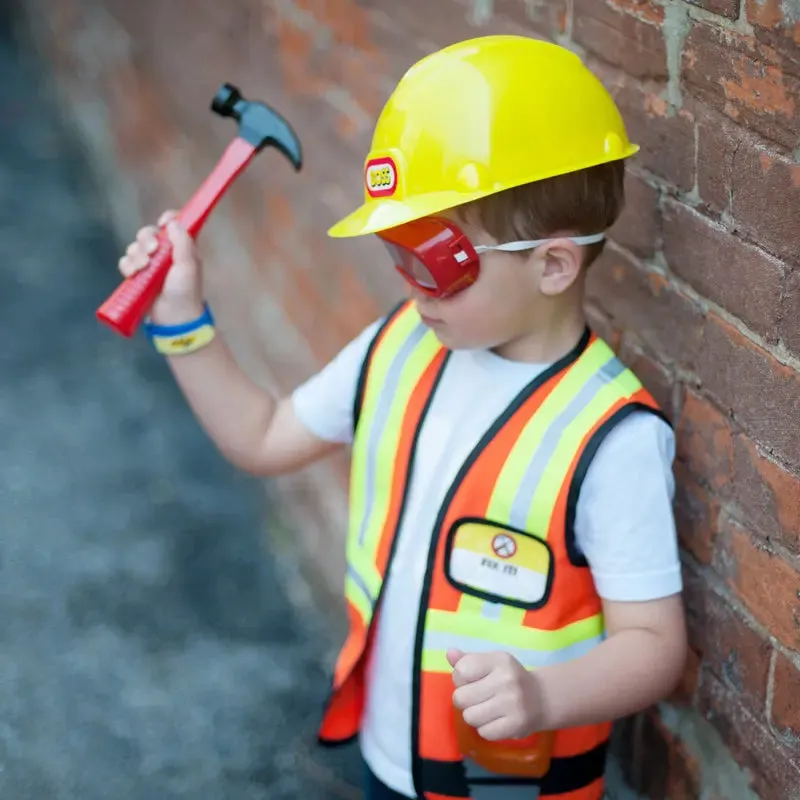 CONSTRUCTION WORKER WITH ACCESSORIES IN GARMENT BAG