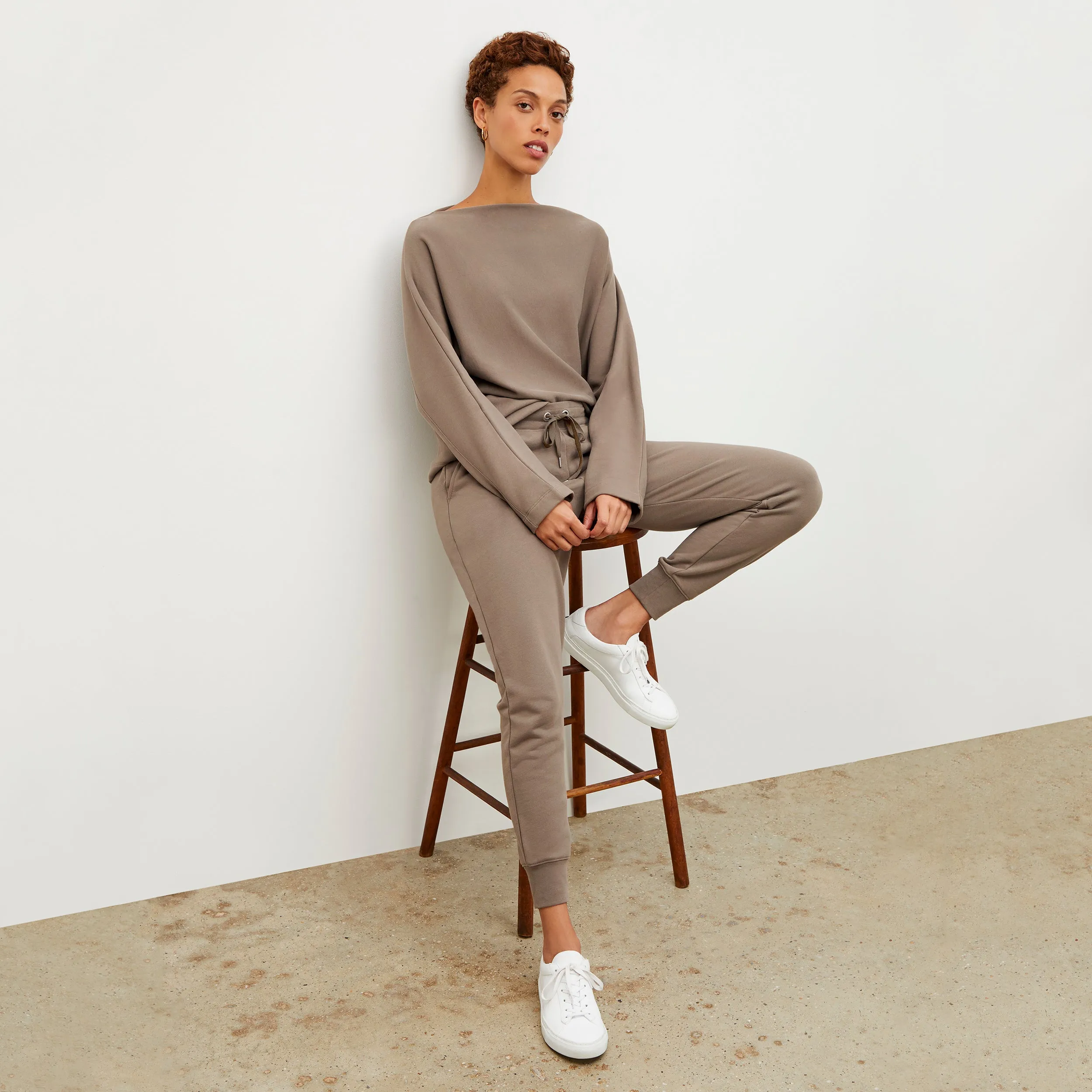Kristin Pullover - French Terry :: Mink