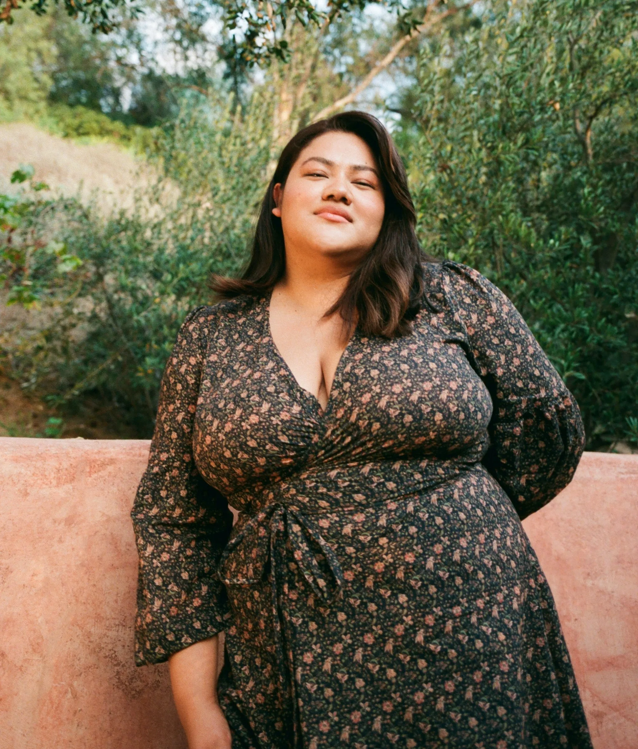 The Bergen Dress Extended | Black Cosmos Floral