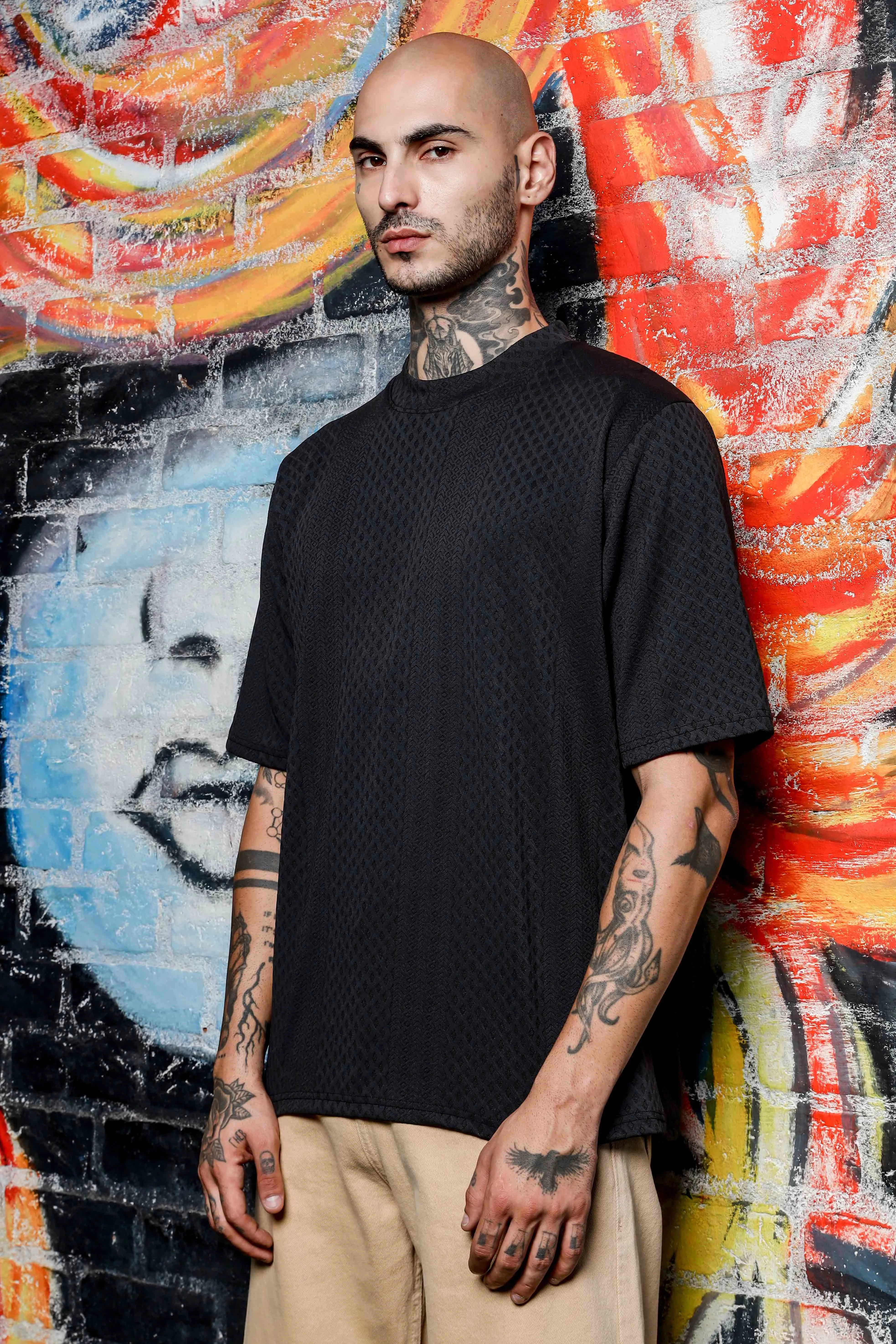Unisex Black Textured Round Neck Oversized T-shirt